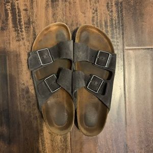 Black Suede Arizona Birkenstock’s